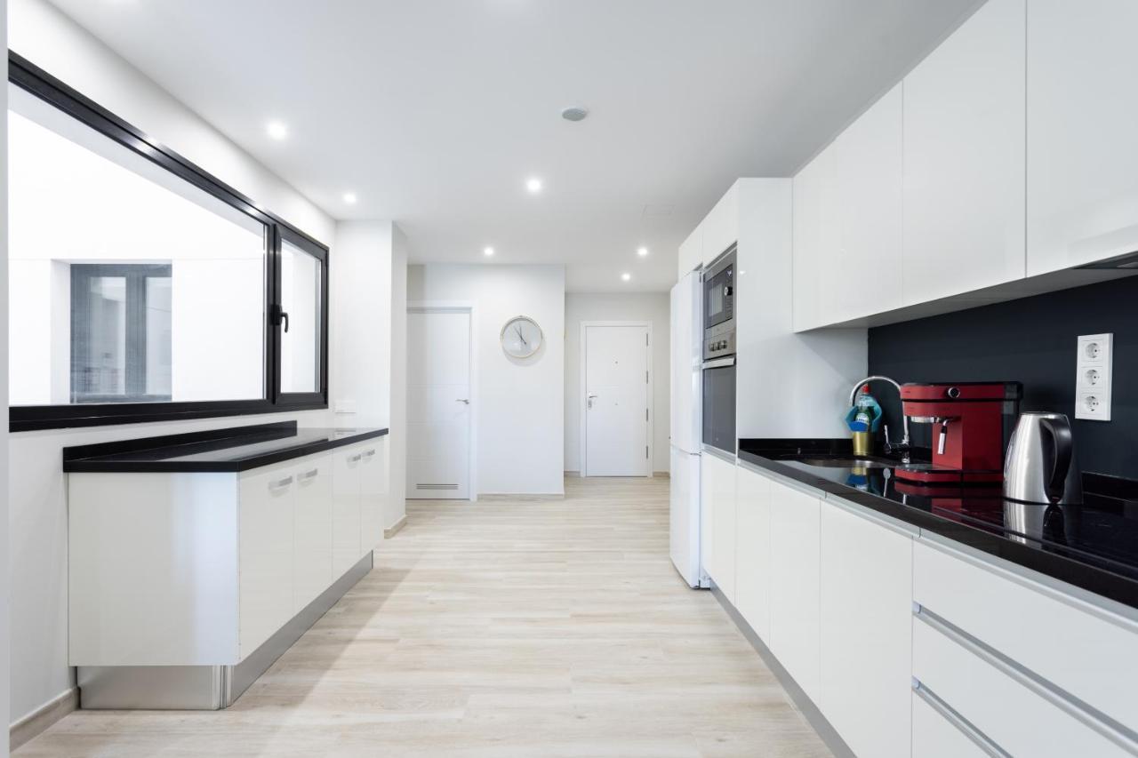 New 140M2 Loft-Style Flat At Town Heart, 3 Beaches Close Casa Leon El Medano  Ngoại thất bức ảnh