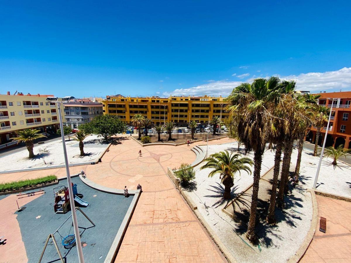 New 140M2 Loft-Style Flat At Town Heart, 3 Beaches Close Casa Leon El Medano  Ngoại thất bức ảnh