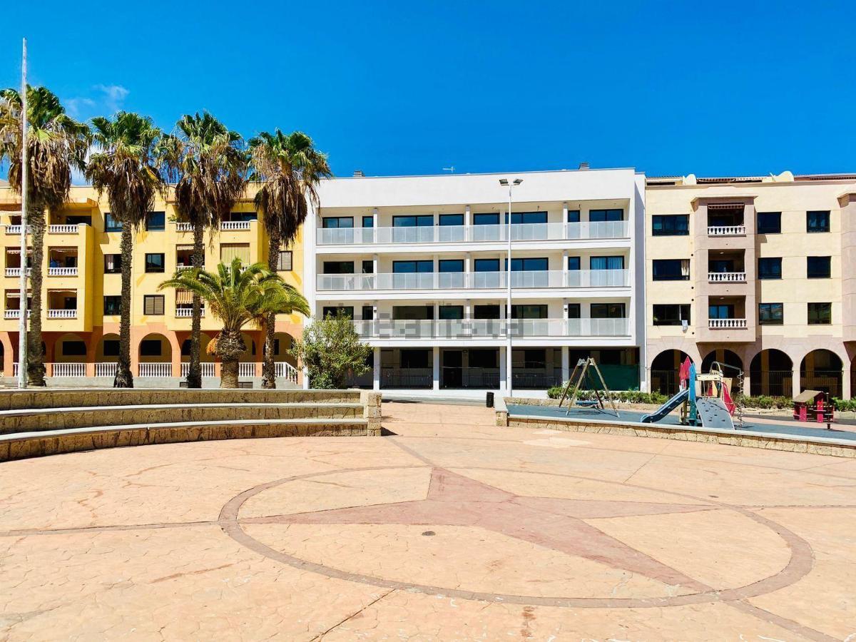 New 140M2 Loft-Style Flat At Town Heart, 3 Beaches Close Casa Leon El Medano  Ngoại thất bức ảnh
